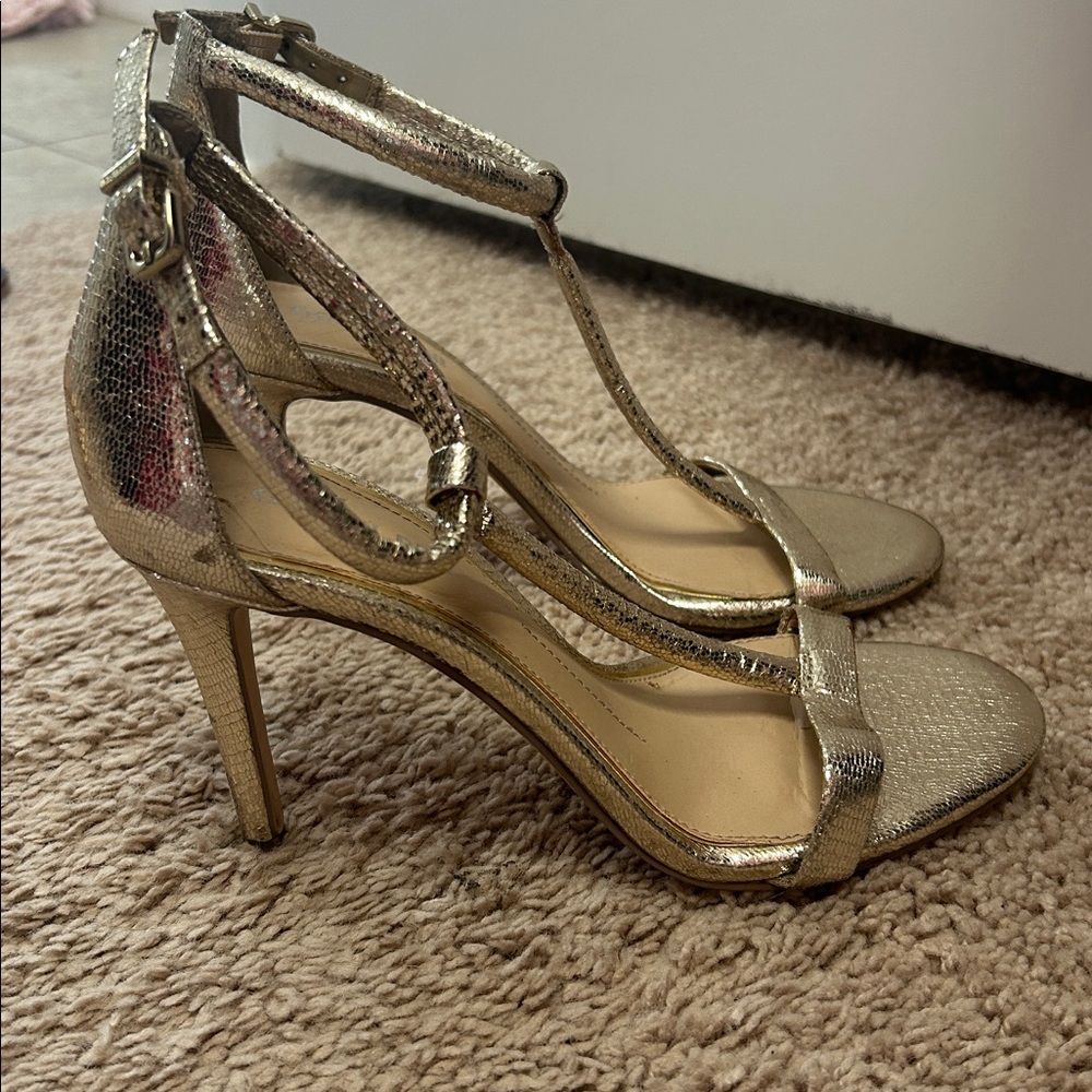 Gianni Bini Gold Heels